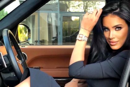 Adelina Pestritu a ramas fara permis pentru ca a trecut pe rosu