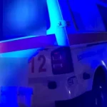Barbat fura ambulanta poliia il opreste cu focuri