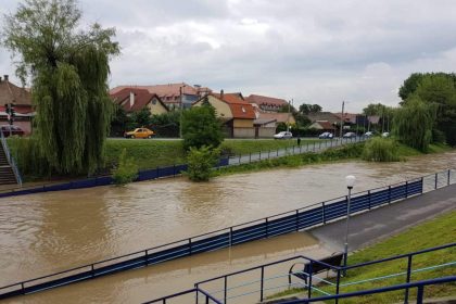 Cod portocaliu de inundatii pe raul Cibin