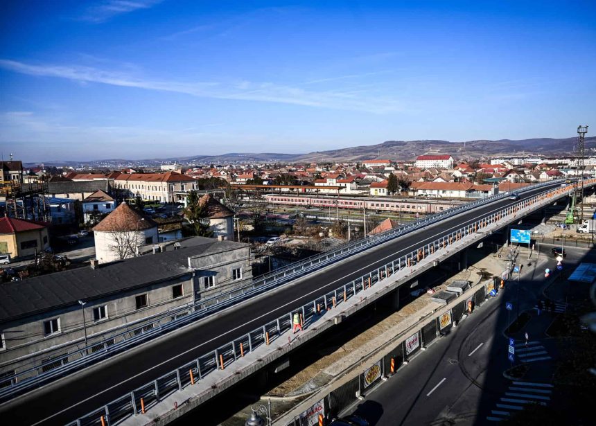 Controversa rivind balustrada de pe Podul Garii