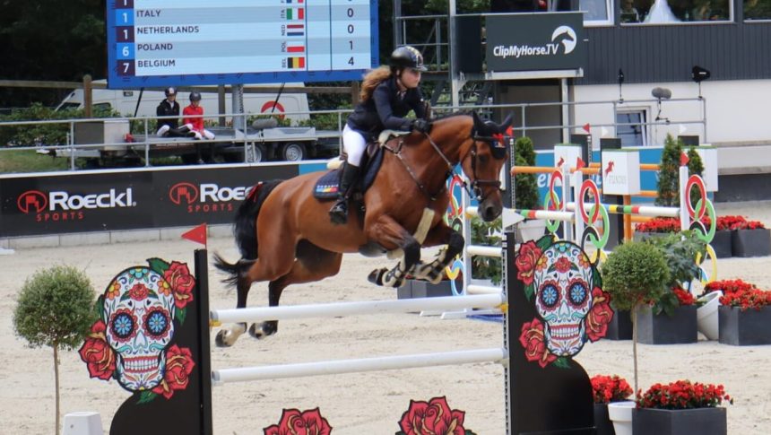 Echitatia sibiana Ilinca Daria Celia si Ruxandra in Germania