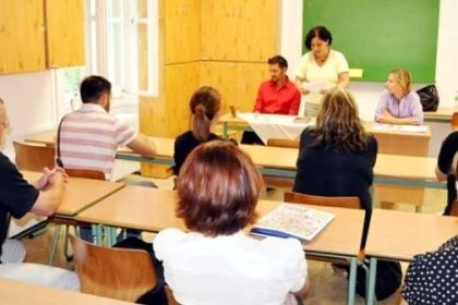 Examenul vietii pentru profesori Peste 1000 de candidati la Sibiu