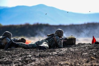 Exercitiu NATO mare langa Sibiu cu trageri reale