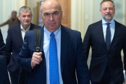 Guvernul Bolojan rezista Motiuena AUR respinsa in Parlament