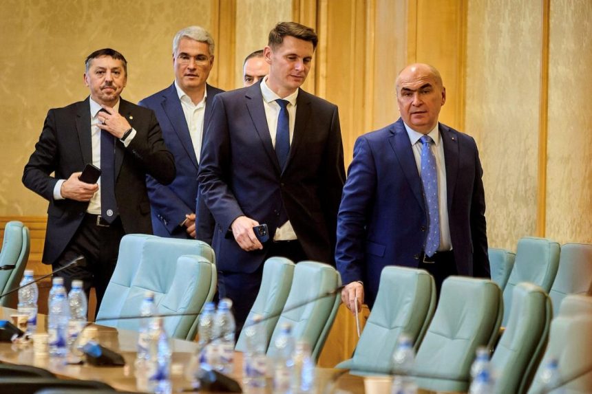 Guvernul ingheata indexarile la pensii si salarii