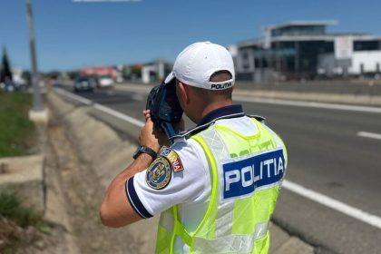 Nu apasati prea tare pedala de acceleratie