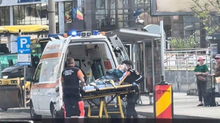 Panica pe Calea Dumbravii femeie dusa cu ambulanta