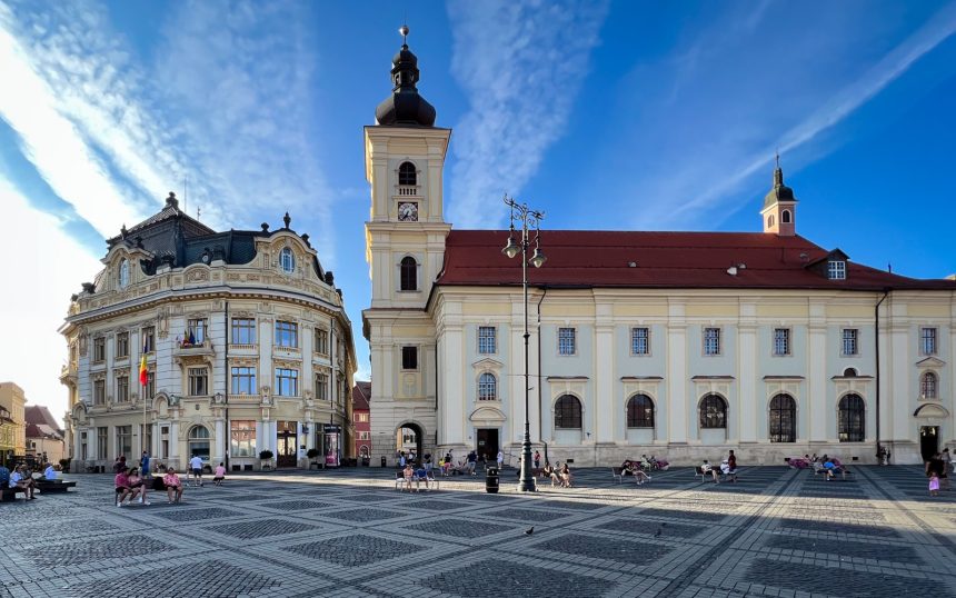 Pavajul din Piata Mare criticat in Consiliul Local