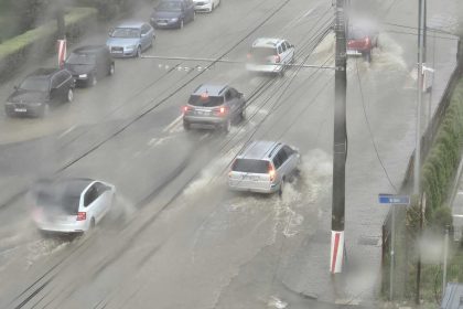 Pericol de viituri si inundatii in nordul Sibiu