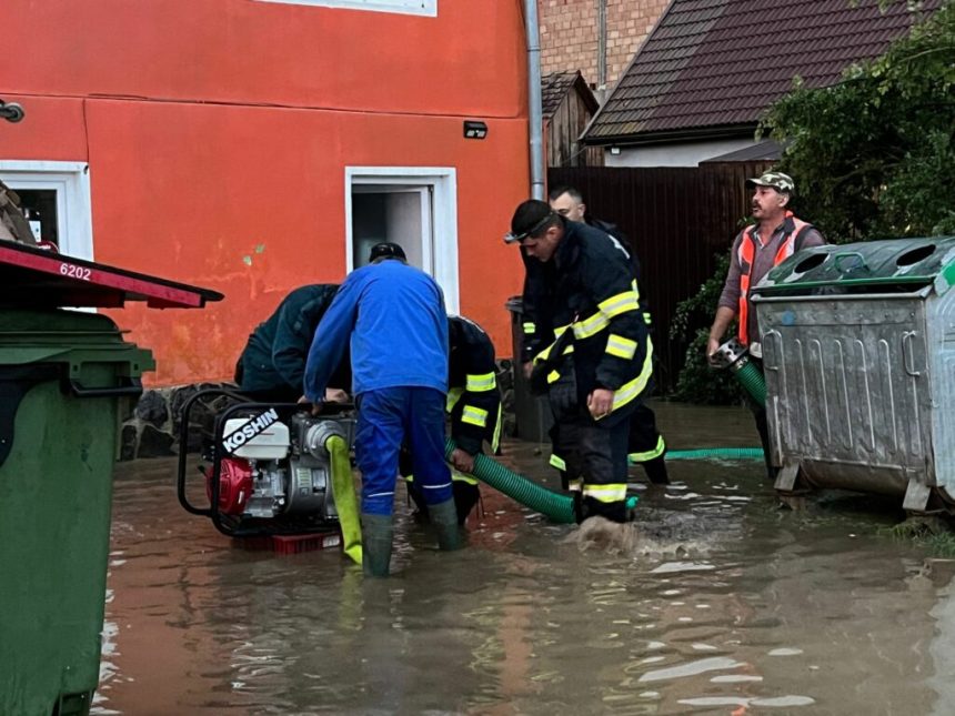 Raurile din judeul Sibiu amenintate de inundatii
