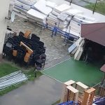 Saltele si mobilier abandonate la un camin din Sibiu