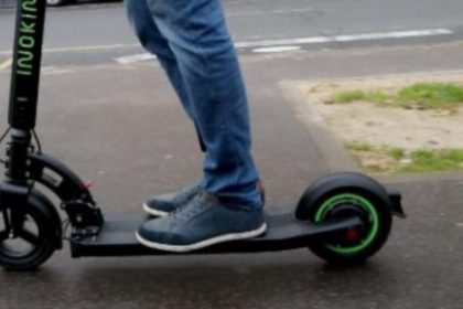 Tanar ranit la Media dupa o cadere cu trotineta