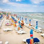 Vacante distruse la mare Turistii fug de pe plaje