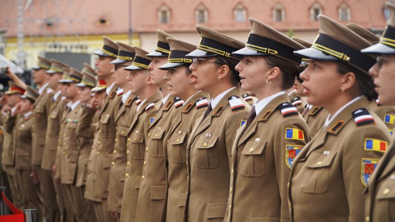 Val nou de militari Absolventi AFT depun juramantul in Sibiu