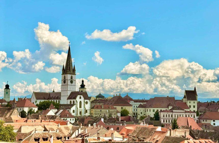 Vremea din august temperaturi normale si ploi in regiuni