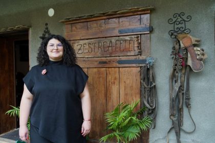 Zestrea unei visatoare fata preotului din Dumbraveni a transformat un cotetz in muzeu