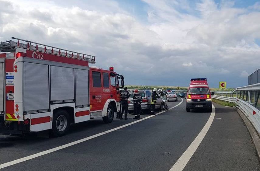 Accident cu victime pe autostrada Sibiu Deva fata de 14 ani salvata