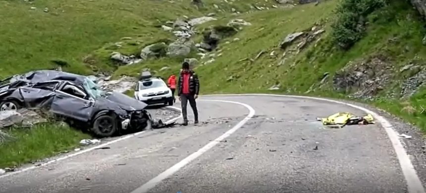 Accident grav pe Transfagarasan doua persoane ranite