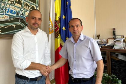 Adrian Echert viziteaza Moldova discuta cu primarul Cahul
