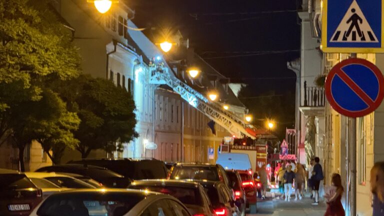 Alerta in centrul Sibiului pericol de prabusire pe Mitropoliei