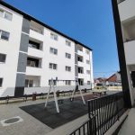 Blocurile problema de pe Tineretului dispar chiriasi se muta in locuine sociale din Medias