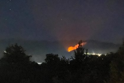 Caban in flacari la Cisnadioara interventie pompieri