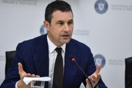 Cum va fi efectuata reducerea de posturi in administratie