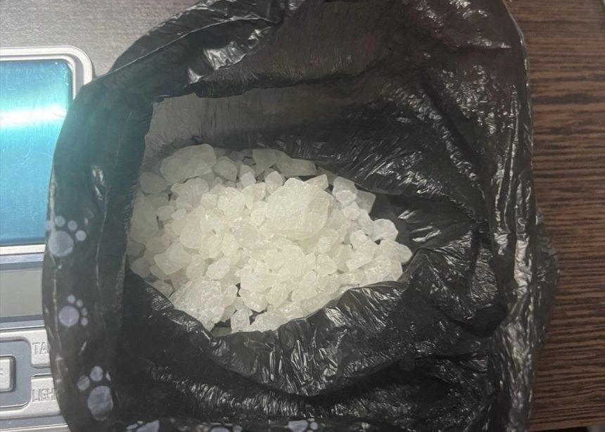 Doi traficanti prinsi in flagrant pe Valea Oltului