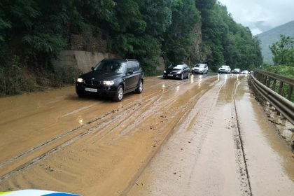 Doua coduri de vreme rea la Sibiu ploi torentiale in sud