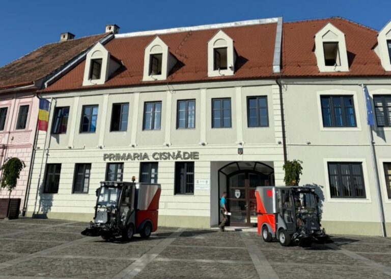Doua utilaje noi vor mentine strazile curate in Cisnadie