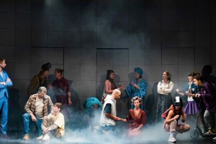 Final de stagiune la Gong spectacol gratuit despre realitate si virtualitate