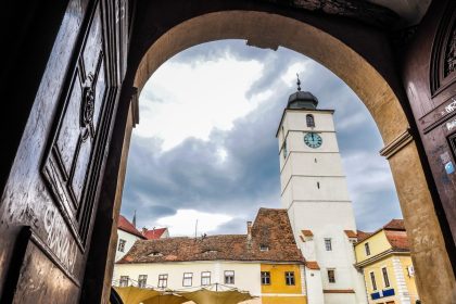 Licitatia pentru reabilitarea Turnului Sfatului si orologiu