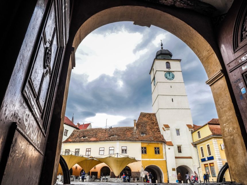 Licitatia pentru reabilitarea Turnului Sfatului si orologiu