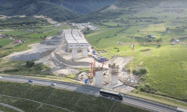 Noi imagini cu tronsonul spectaculos Sibiu Pitesti