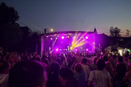 Peste 800 de persoane la concertul Direcia 5 din Cisndioara