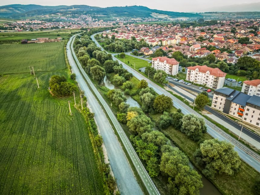 Pistele de biciclete de pe malul Cibinului se extind
