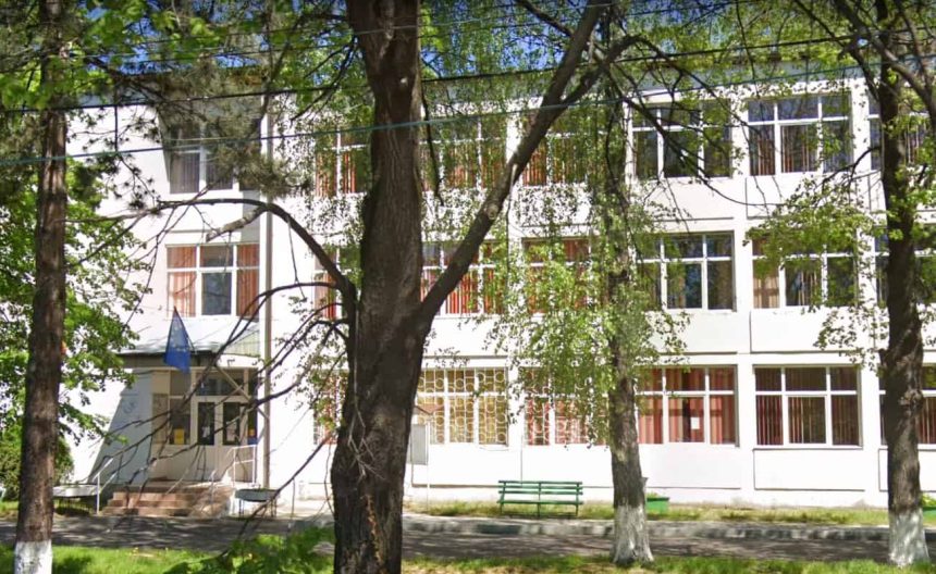Scolile din judeul Sibiu risca sa si piarda personalitatea juridica