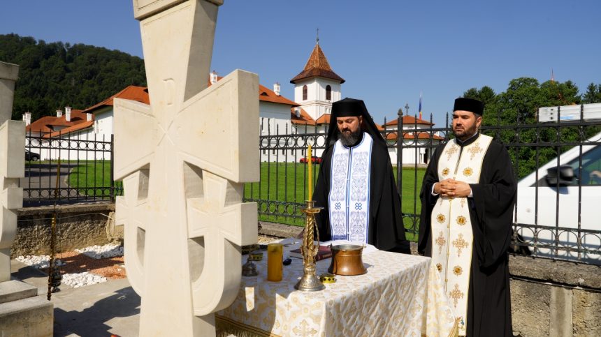 Sfinirea Sfntului Serafim Rbdtor la Smbta de Sus