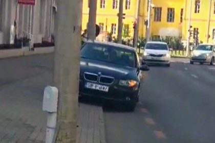 Siguranta cu vopsea la Sibiu Pistele de biciclete sunt o capcana