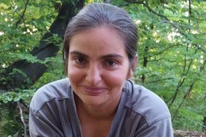 Tanara de 23 de ani din Sura Mica disparuta