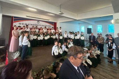 Tensiuni la Marsa Comunitatea se opune comasarii liceului