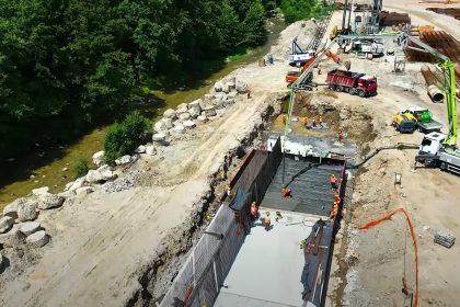 VIDEO Autostrada A1 Sibiu Pitestii Lucrari pe Cornetu