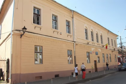 precizari despre personalul auxiliar dupa comasarea scolilor din sibiu