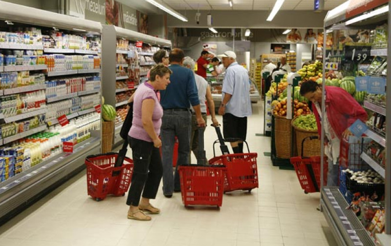 Cardurile pentru alimente se incarca in doua etape