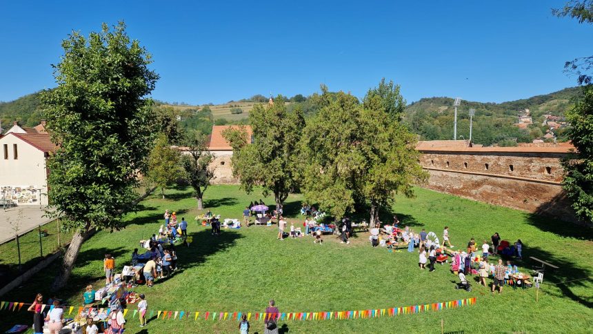 Copiii din Medias antreprenori pentru o zi eveniment cu zambete