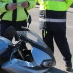 Doi mopedisti au avut un accident pe Calea Surii Mari Unul a fugit