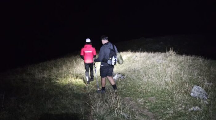 Epuizat si lsat pe traseu de prieteni turist salvat