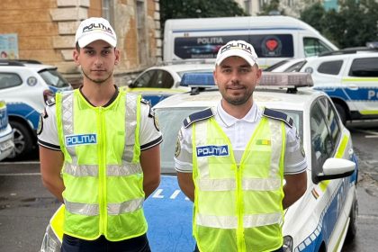 Eroi in uniforma polististi din Sibiu salveaza tanar