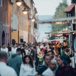 Foodie cucereste Sibiul 4 zile de jazz si manacare delicioasa in Piata Schiller