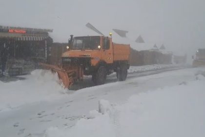 Iarna pe Transfagarasan cu zapada abundenta video